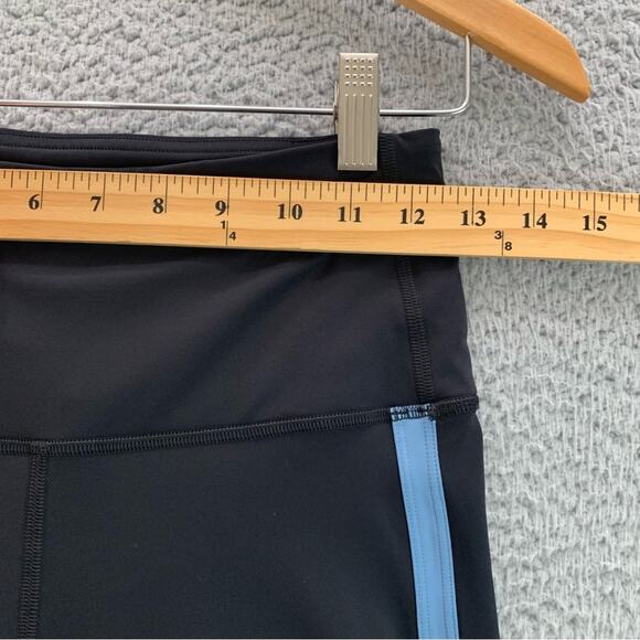 Lululemon Women's Zip the Line Mesh Running Crop 23” -  LW6ASPS  -  Size:  6 - Picture 11 of 16